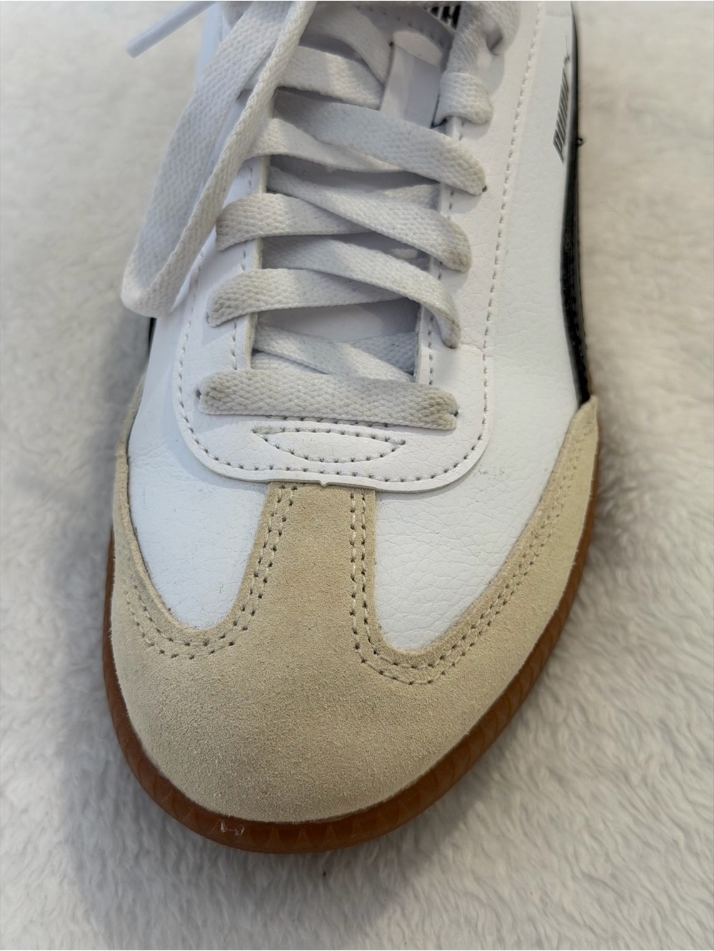 Puma White Black and Cream Classic Sneakers - Picture 5 of 9